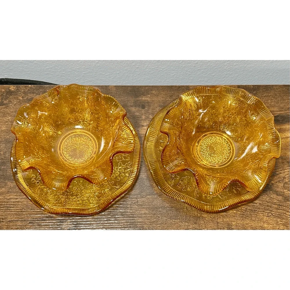 Fenton vtg set
